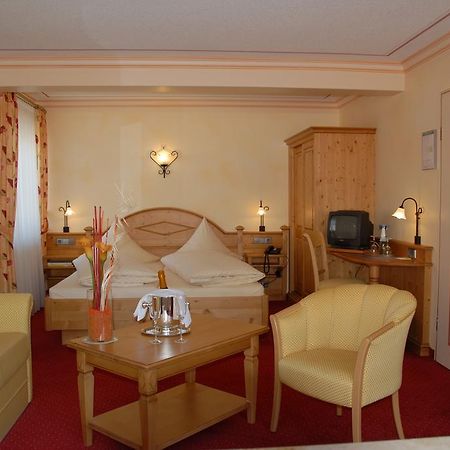 Hotel-Restaurant Schieble Кенцінґен Екстер'єр фото