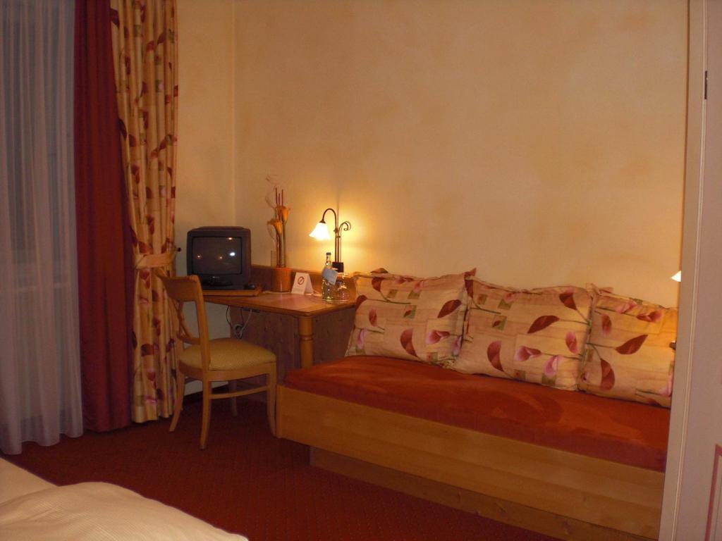 Hotel-Restaurant Schieble Кенцінґен Номер фото